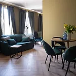 Drevny Kocur Aparthotel 3*