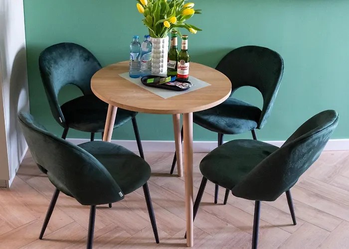 Drevny Kocur 3* Познань